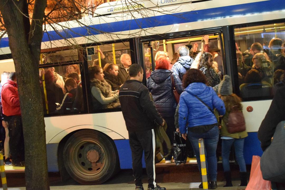 Безплатен градски транспорт – в новогодишната нощ във Варна