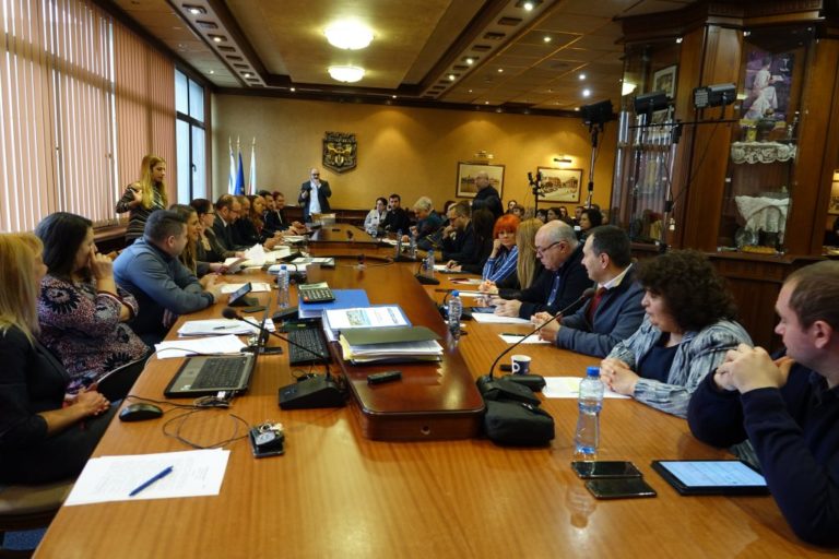 ПК „Финанси и бюджет“ гласува бюджета на Варна след 5-часови дебати