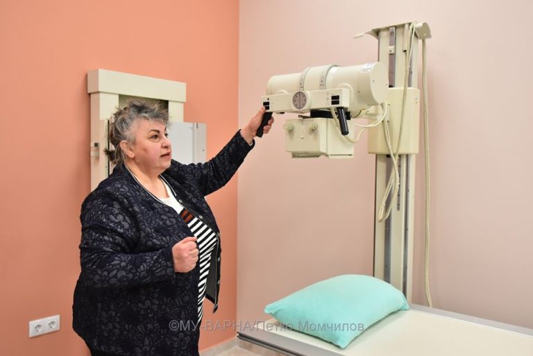 Нов рентгенов апарат получи Медицински колеж-Варна