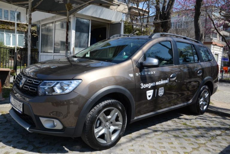 Община Варна получи 3 автомобила за ползване по време на кризата