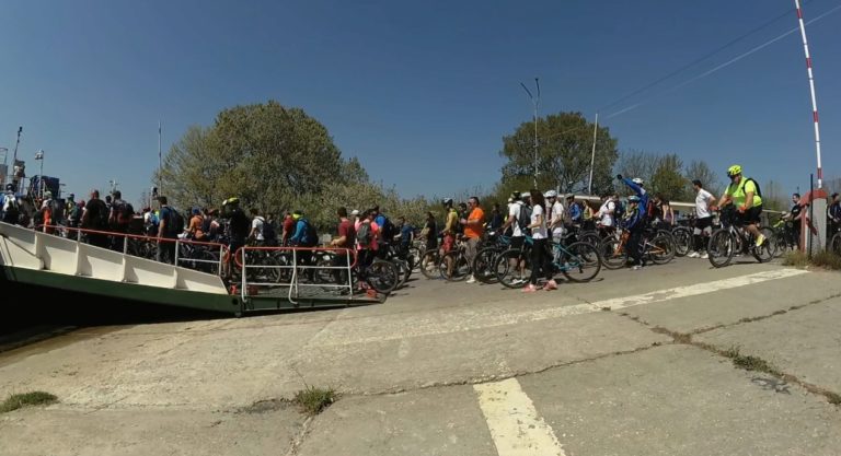 Над 300 велосипедисти ще обикалят Варненското езеро