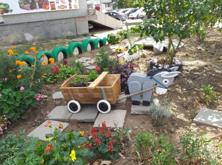 Организират акции по почистване на градинки и места за отдих във Варна