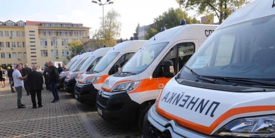 “Бърза помощ” във Варна получи 4 нови оборудвани линейки
