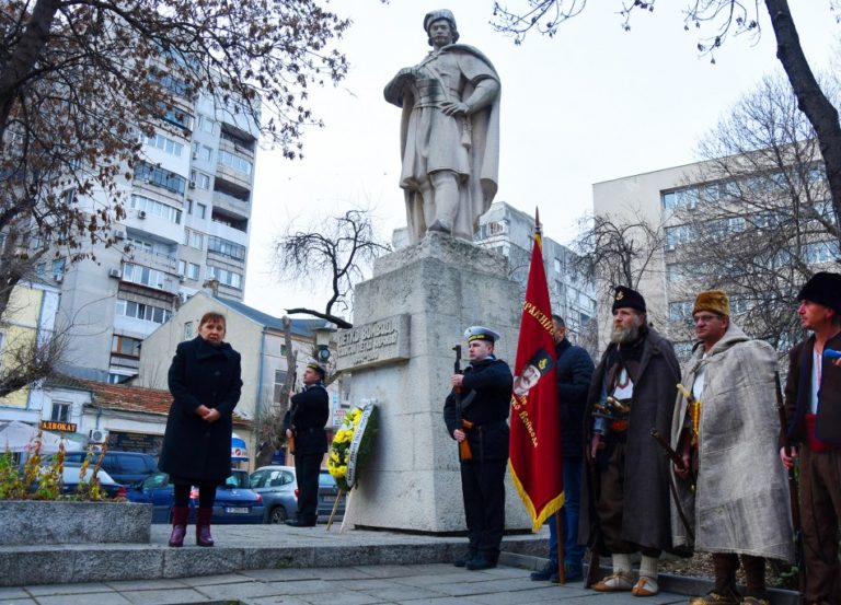 Варна почете паметта на Капитан Петко войвода