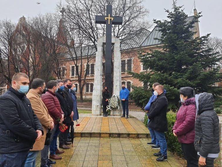 ГЕРБ – Варна  почете жертвите на комунистическия режим