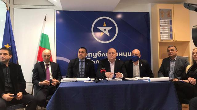 Републиканци за България откри предизборната кампания във Варна