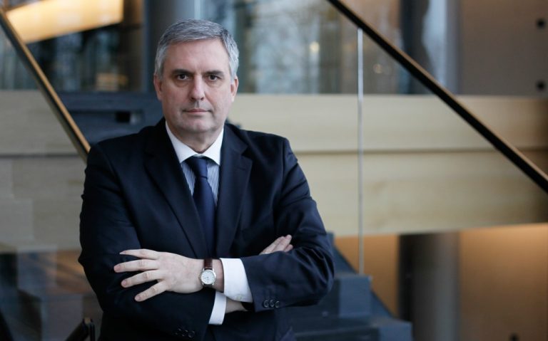 Ивайло Калфин е избран за директор на Еврофондацията за подобряване на условията на живот и труд