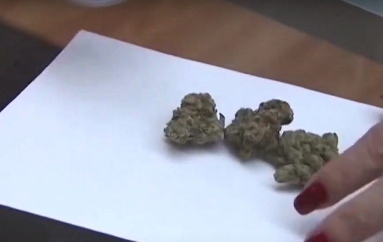 Две жени, продавали марихуана от дома си, отиват на съд