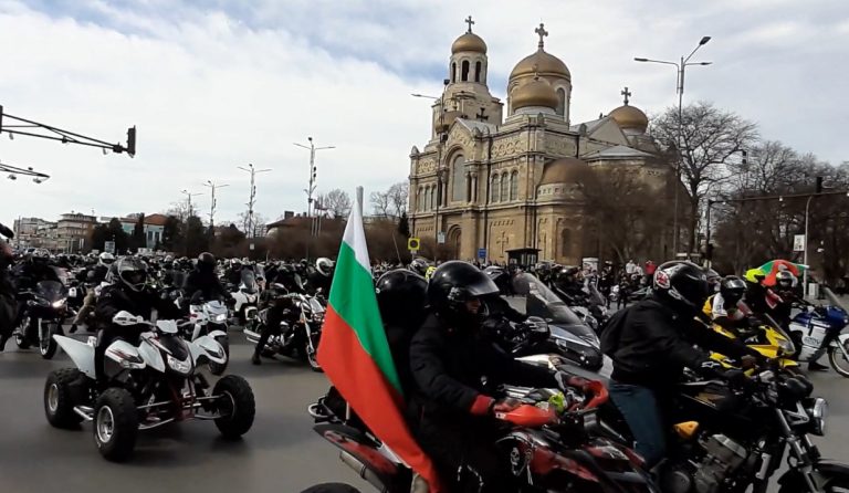 Мотошествие във Варна по случай националния празник на България 3-ти март