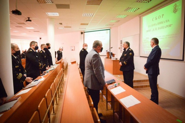Кметът Иван Портних участва в командирски занятия на ВВМУ
