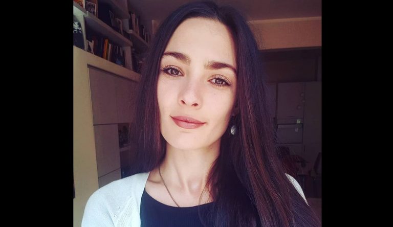 Почина младата българска актриса Лорина Камбурова