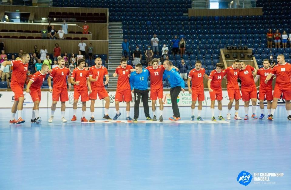 България завърши на последно място Европейското първенство за юноши по хандбал