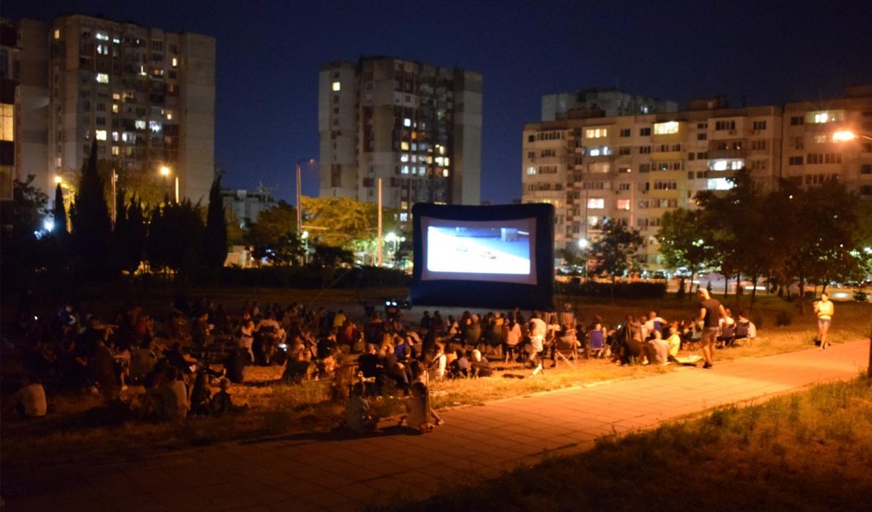 „Лятно кино в квартала“ се завръща отново във Варна