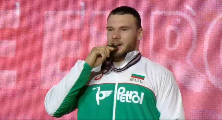 Злато за България! Кирил Милов е европейски шампион по борба