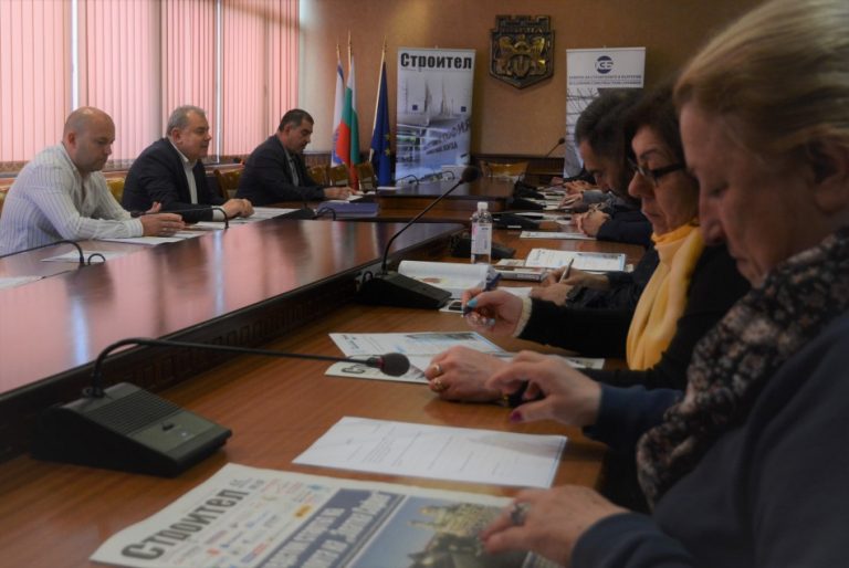 Инвестиции и проблеми в строителния сектор обсъдиха на работна среща в Община Варна
