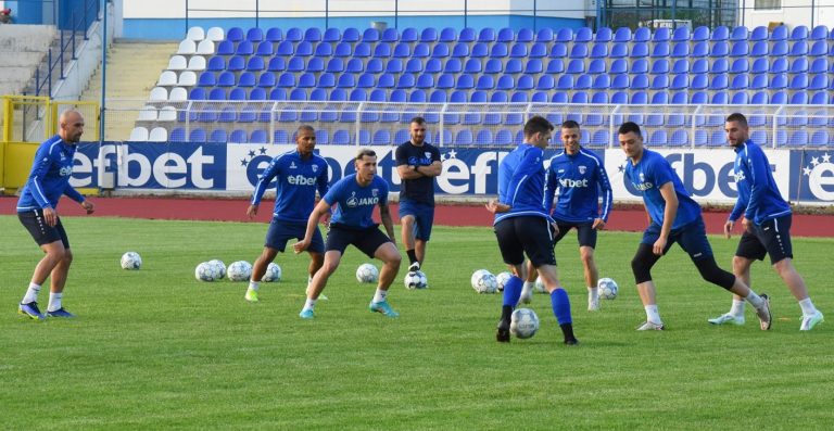 Футболистите на ФК „Спартак” Варна заминаха на подготовка в Банско