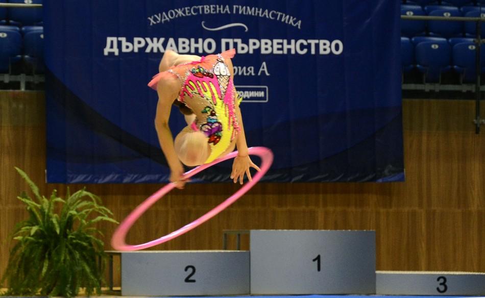 Община Варна отличена за принос в развитието на художествената гимнастика