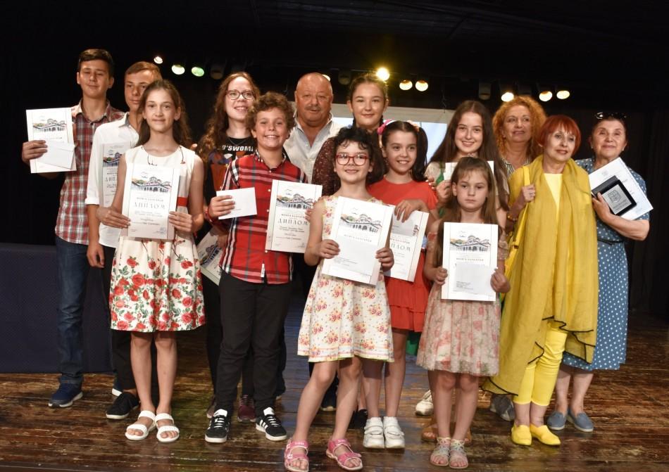 Отличиха лауреатите в XXI Национален конкурс „Моята България“