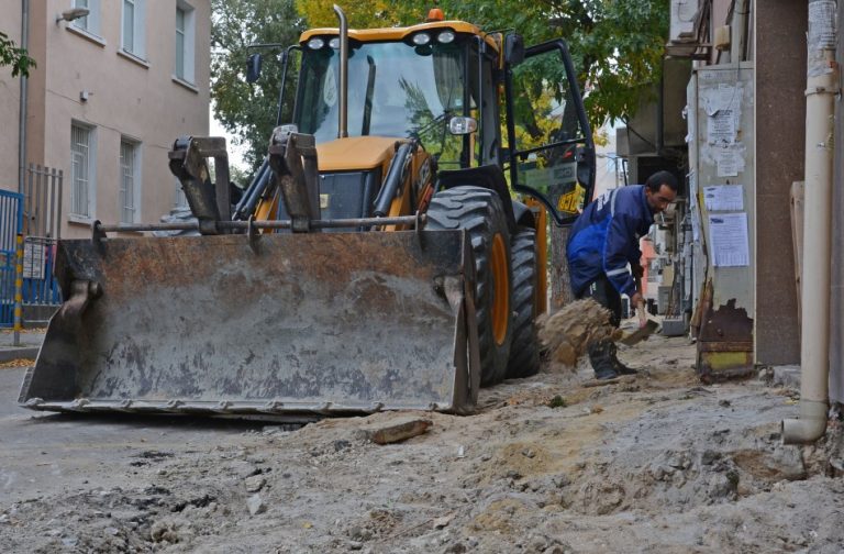 Започна основен ремонт на улици в район „Одесос“