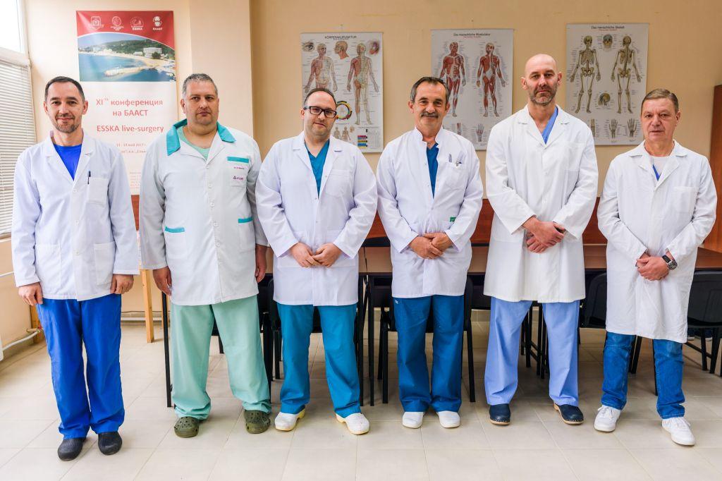 Ортопеди от Варна извършиха сложна операция и спасиха ходилото на пациент