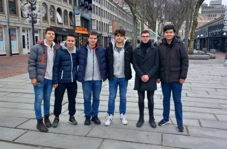 Ученици от МГ-Варна ще участват в едно от най-престижните математически състезания в света