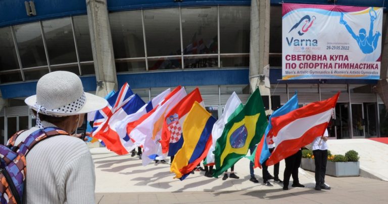 Състезатели от 22 държави идват на Световната купа по спортна гимнастика