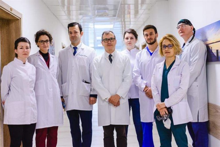 Уникална операция на дете с рядък тумор извършиха лекари от УМБАЛ „Св. Марина“ във Варна