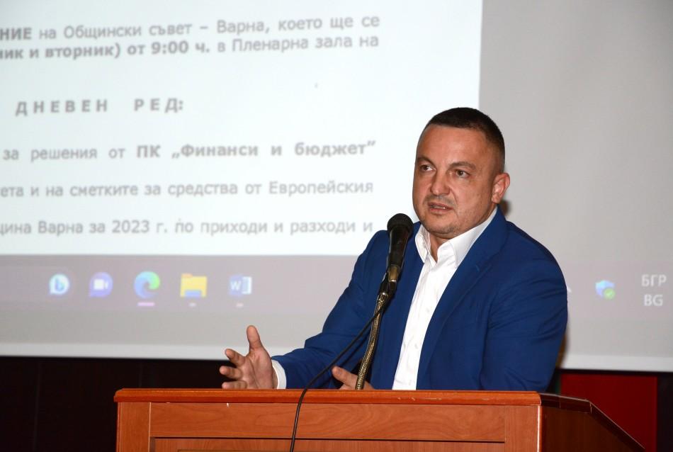 Кметът Иван Портних: Две години Варна работи с осакатени бюджети