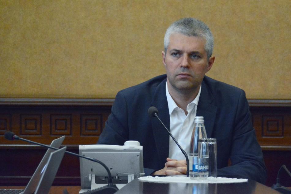 Благомир Коцев: Бедственото положение във Варна остава до утре вечер, давам кратък срок градът да се обезопаси и разчисти