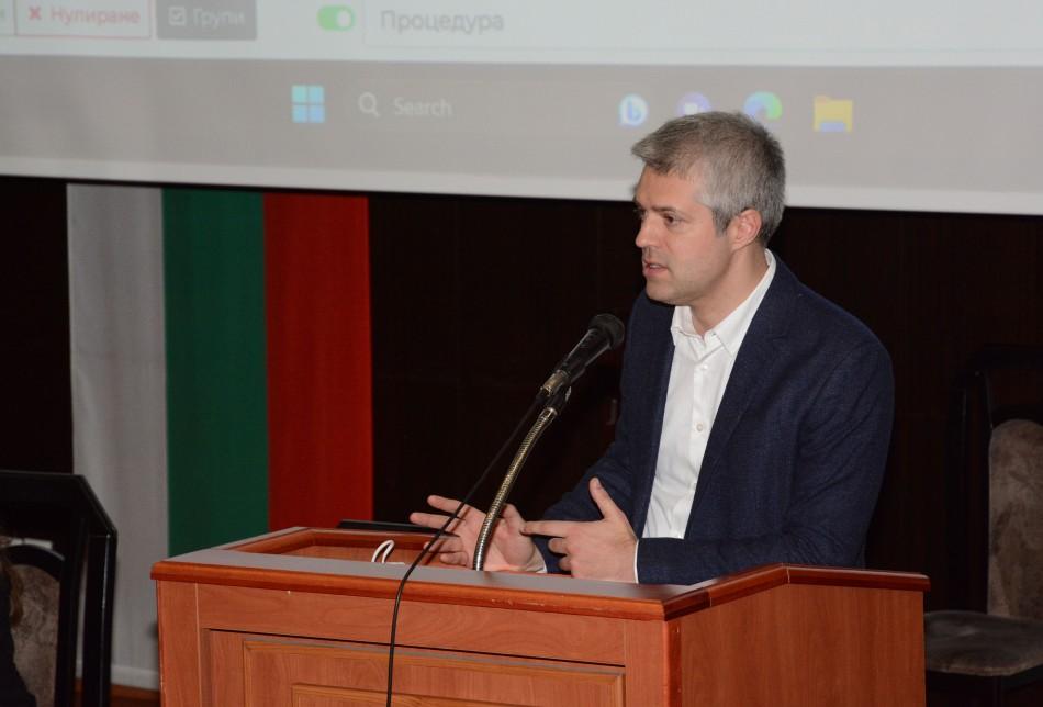 Благомир Коцев: Сградата на бившето Руско консулство във Варна да се ползва за детска градина