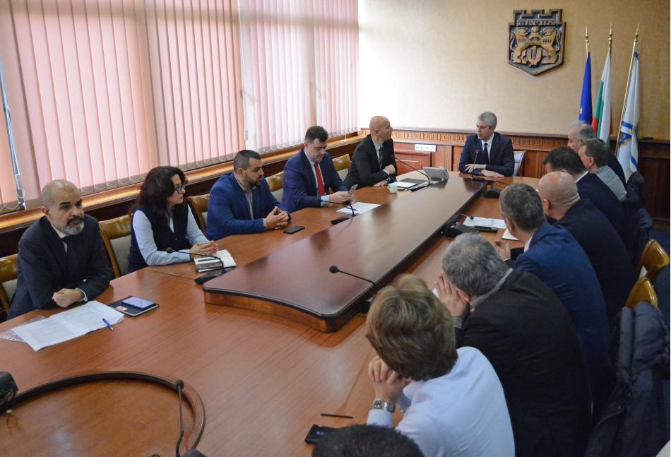 Кметът Коцев нареди спешна рехабилитация на улиците във Варна