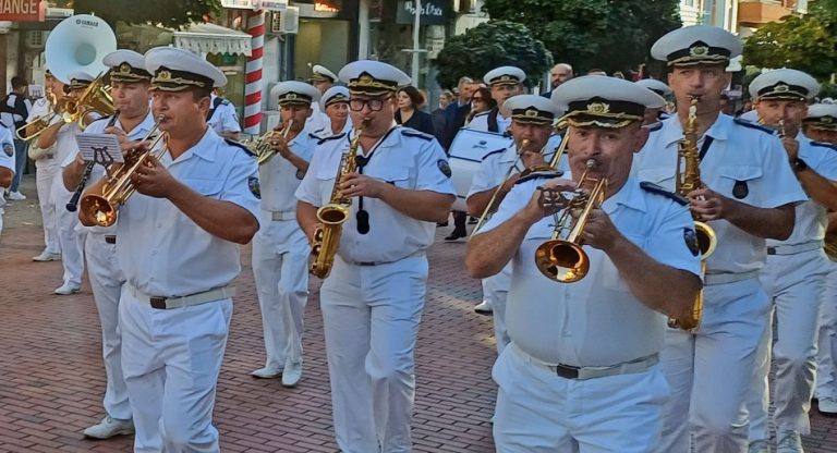 Община Варна организира празничен концерт с участието на представителния духов оркестър на ВМС