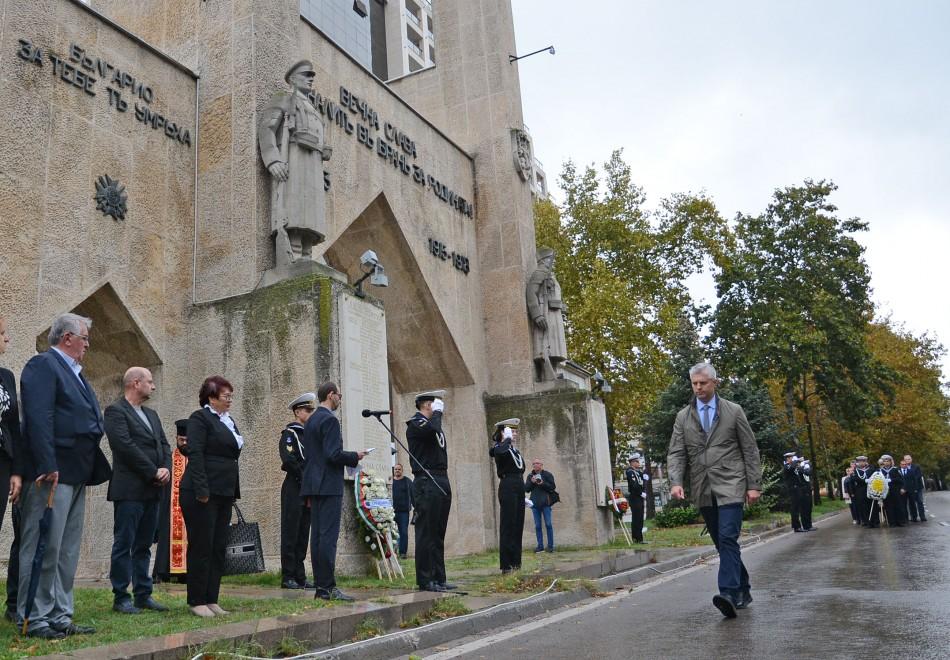 Кметът на Варна Благомир Коцев присъства на тържественото отбелязване на 140 години от създаването на варненския Осми пехотен приморски полк