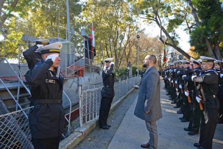 Варна празнува 112 години от победата на миноносеца „Дръзки“