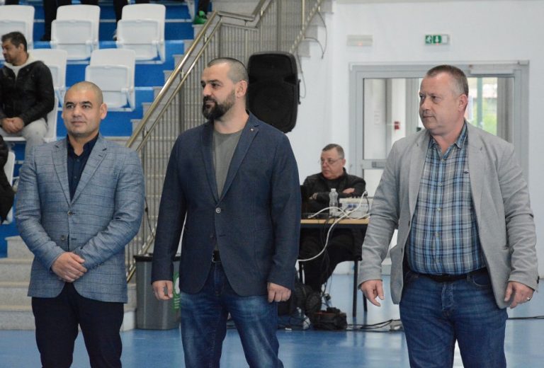 Зам.-кметът Илия Коев награди победителите във финалния турнир за Купата на България по хандбал
