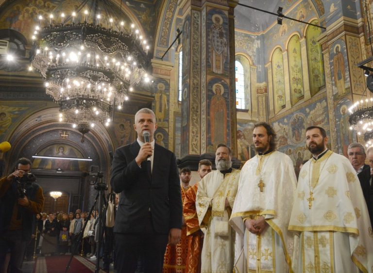 Кметът на Варна Благомир Коцев присъства на съборната света литургия по повод 1160 години от покръстването на българския народ