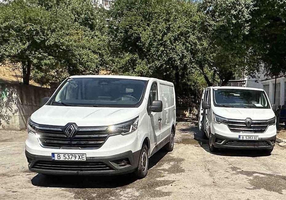 Община Варна осигури два нови автомобила за Домашния социален патронаж
