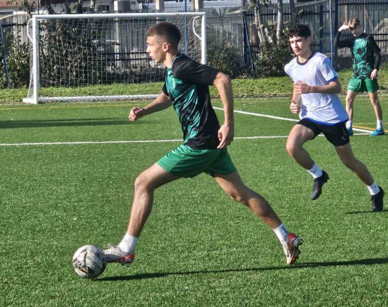 Излъчиха шампионите по футбол и волейбол в Общинските ученически игри 2025/2026