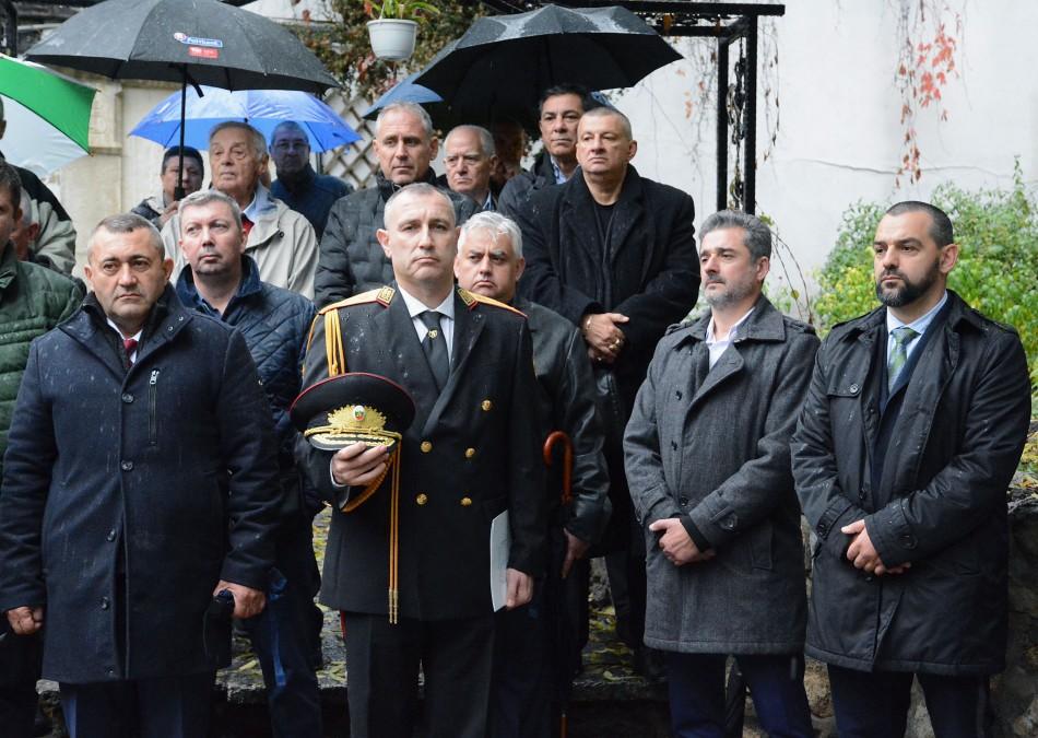 Зам.-кметът Илия Коев почете празника на българската полиция