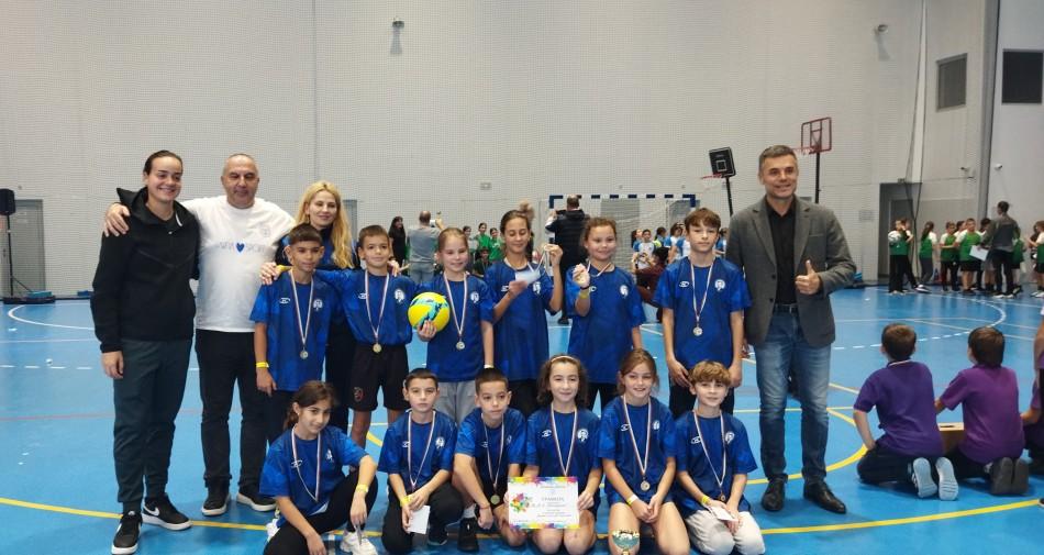 ОУ „Н.Й. Вапцаров“ спечели първия старт от „Бързи и сръчни“ – сезон Есен 2025