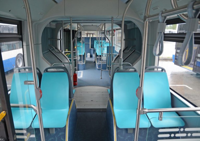 Централният пункт за продажба на карти за градския транспорт ще работи по празниците