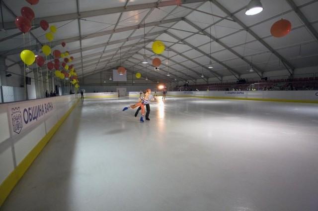 Започва записването за безплатни курсовете по начално обучение по кънки и хокей на лед за деца