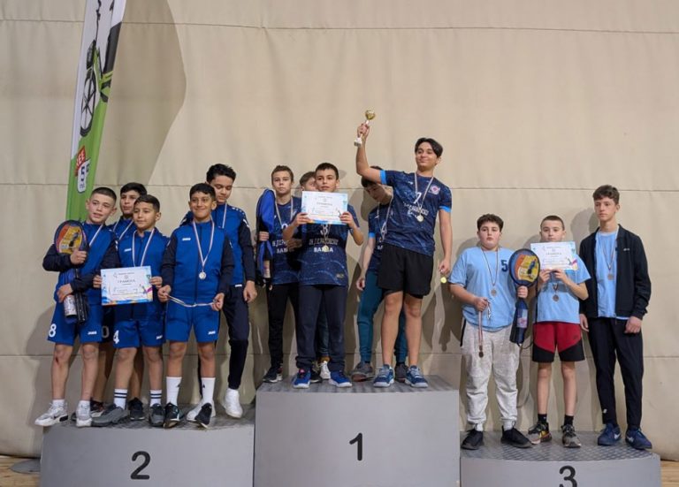 Излъчиха първенците по баскетбол и бадминтон в Общинските ученически игри