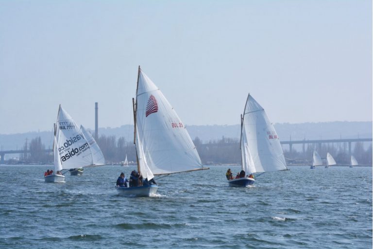 Започва 70-ото издание на ветроходната регата „Трети март“