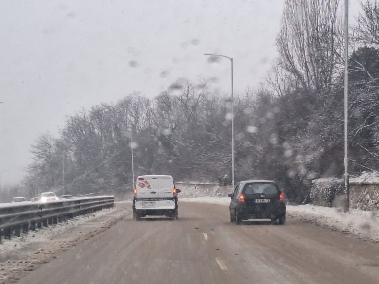 Пътищата във Варна са проходими при зимни условия
