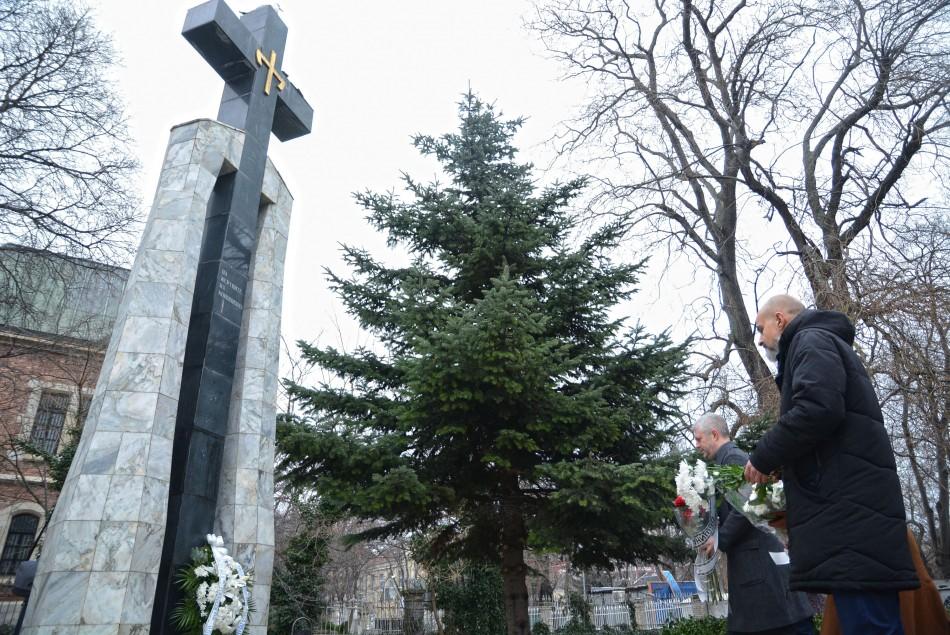Варна отбеляза Деня на признателност и почит към жертвите на комунистическия режим в България