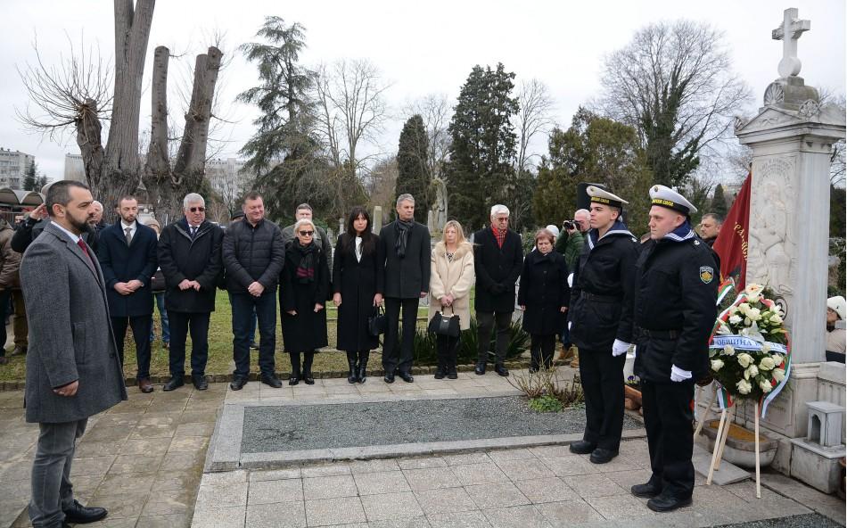 Варна почете паметта на Капитан Петко войвода по повод 126 години от кончината му