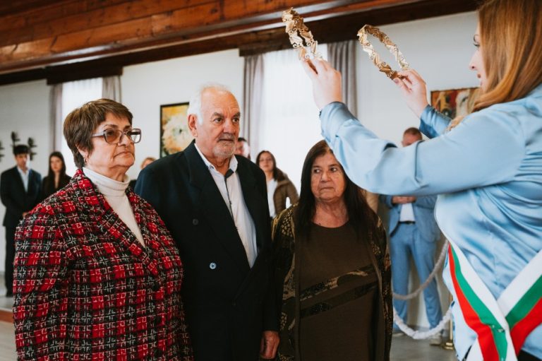 Семейство от Варна поднови брачния си обет след 50 години съвместен живот