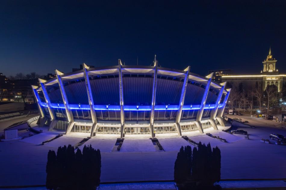 Обновиха фасадното осветление на Двореца на културата и спорта във Варна