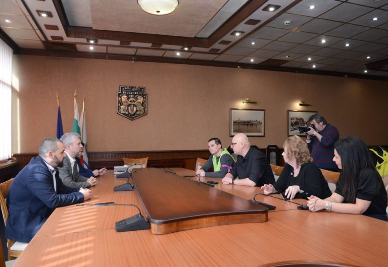 Община Варна подкрепя исканията на КНСБ за 5% увеличение на заплатите в градския транспорт от държавния бюджет